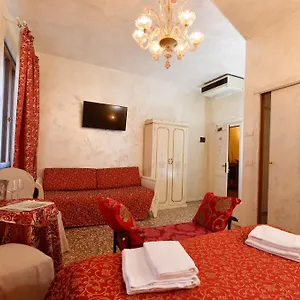 Vendégház Casa Martini